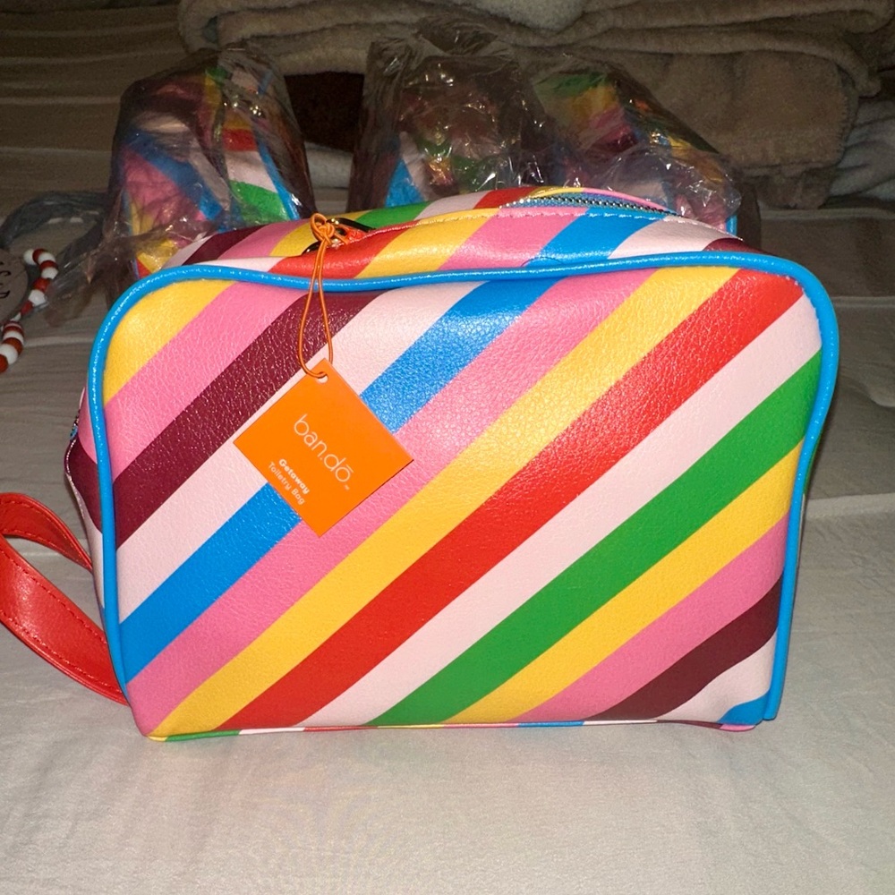 🆕 👛 ban.do Getaway Toiletry Bags with Handle - Picture 3 of 12